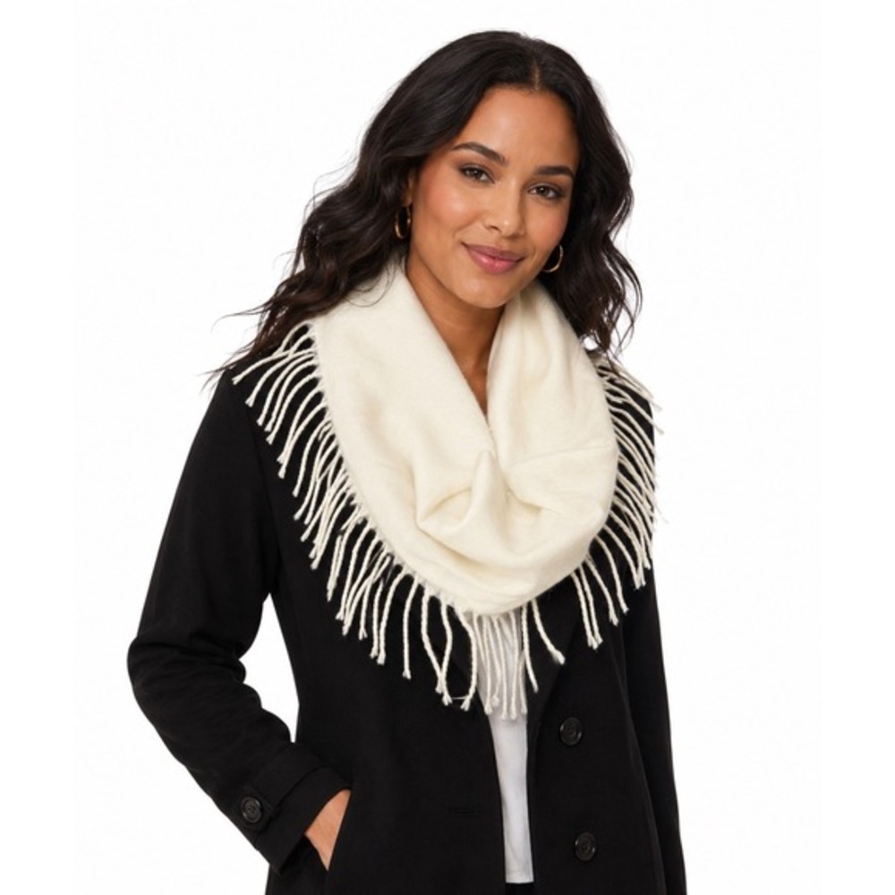 New York & Co Cream Infinity Scarf Fringe Trim Knit White Accessory Winter 67-04